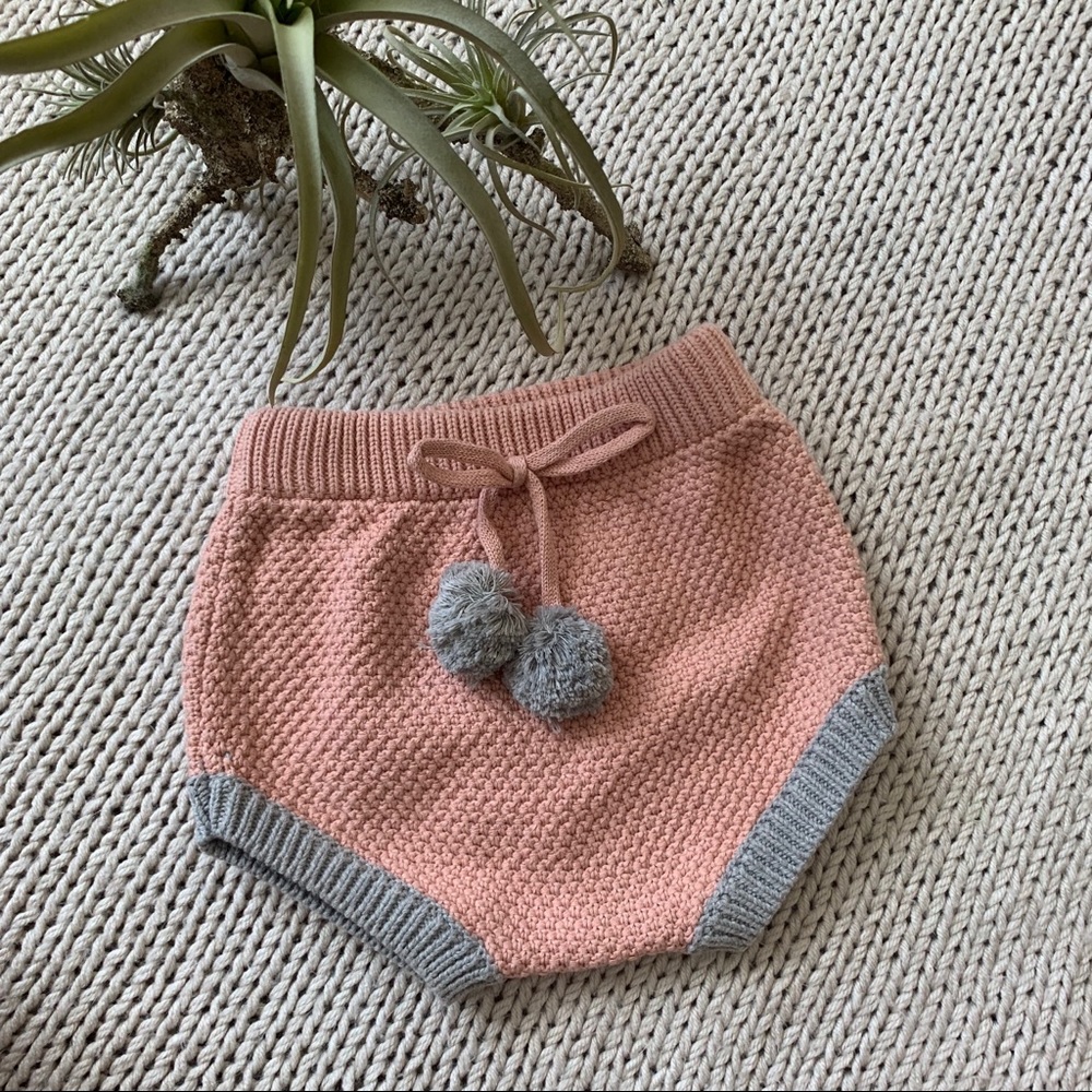 Knit pink bloomers